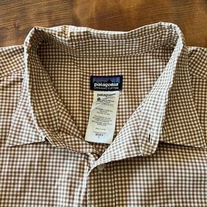 Patagonia Button Down Size Large
